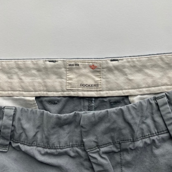 Dockers Shorts - Picture 3 of 5